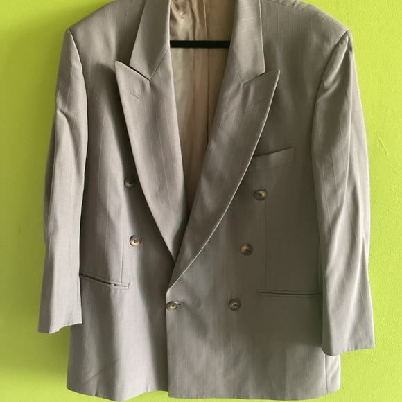 Sophisticated Double-Breasted Men's Blazer Made in Italy - Picture 1 of 5